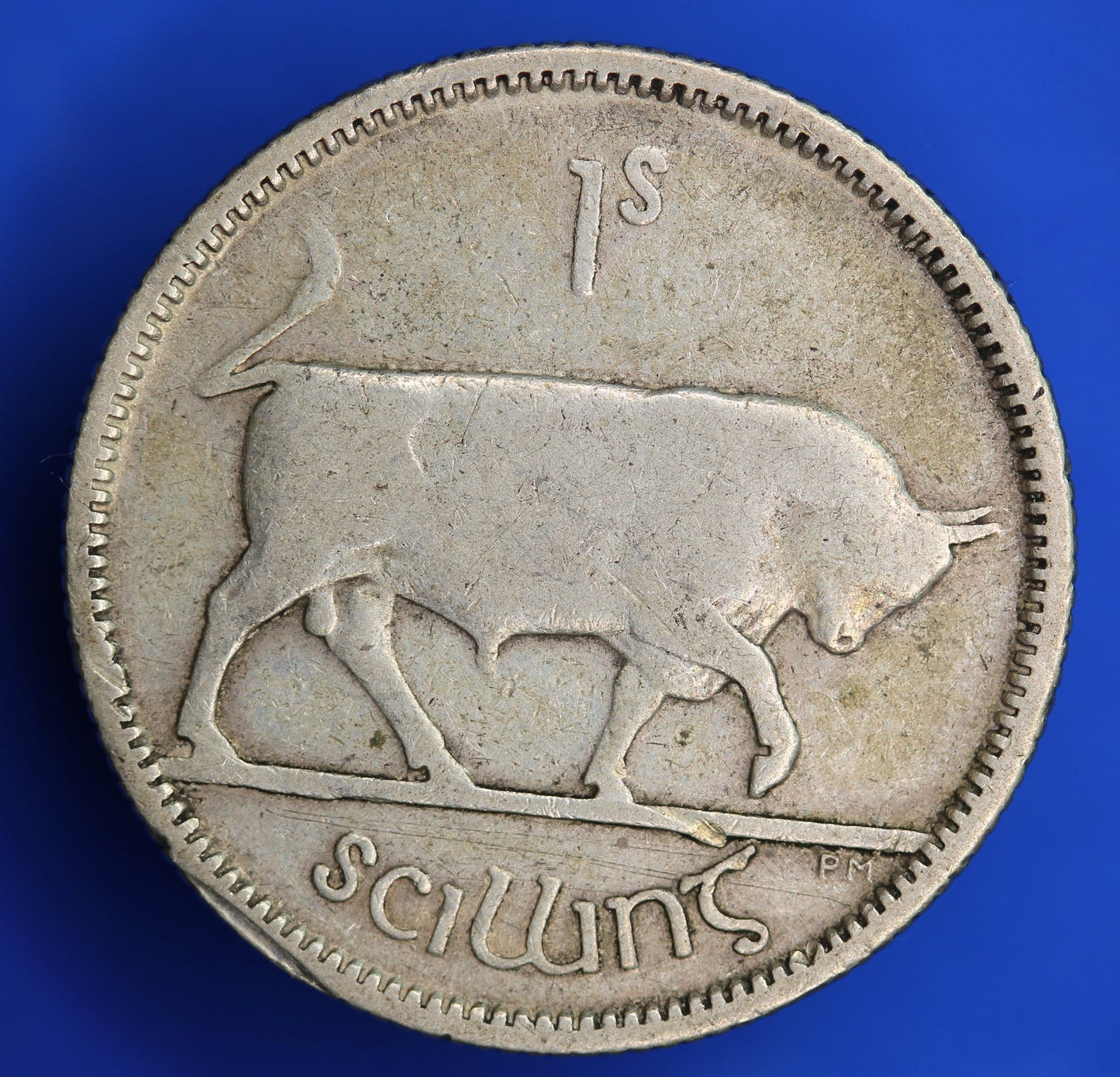 GENUINE 1933 Irish Shilling, 1/- Ireland EIRE coin, 75% silver, Irish Bull [10/23 28527]