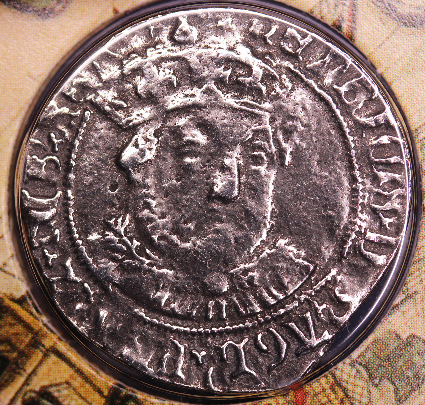 REPRODUCTION Tudor Coins Henry VIII (24mm) & Elizabeth I (24mm) in information folder [HECPS]