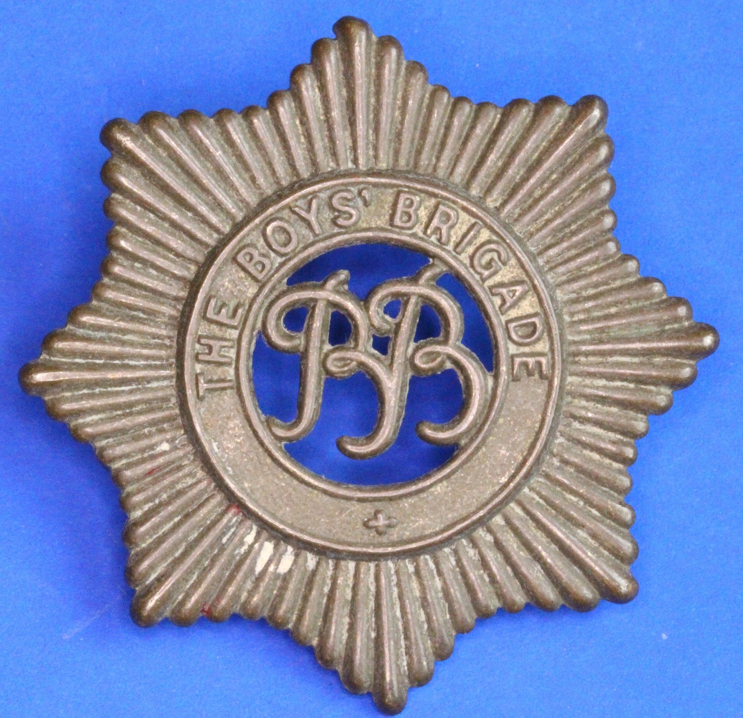 The Boys Brigade field service cap badge 1927 to 1970    [R03/25 29732]