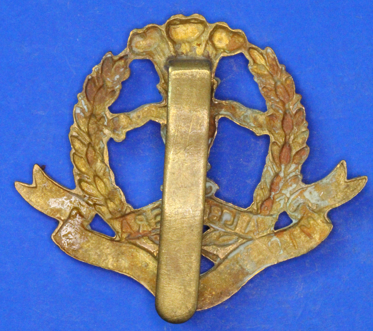 British Army Militaria - WW1 Middlesex Regiment Cap Badge     [R06/25 30368]