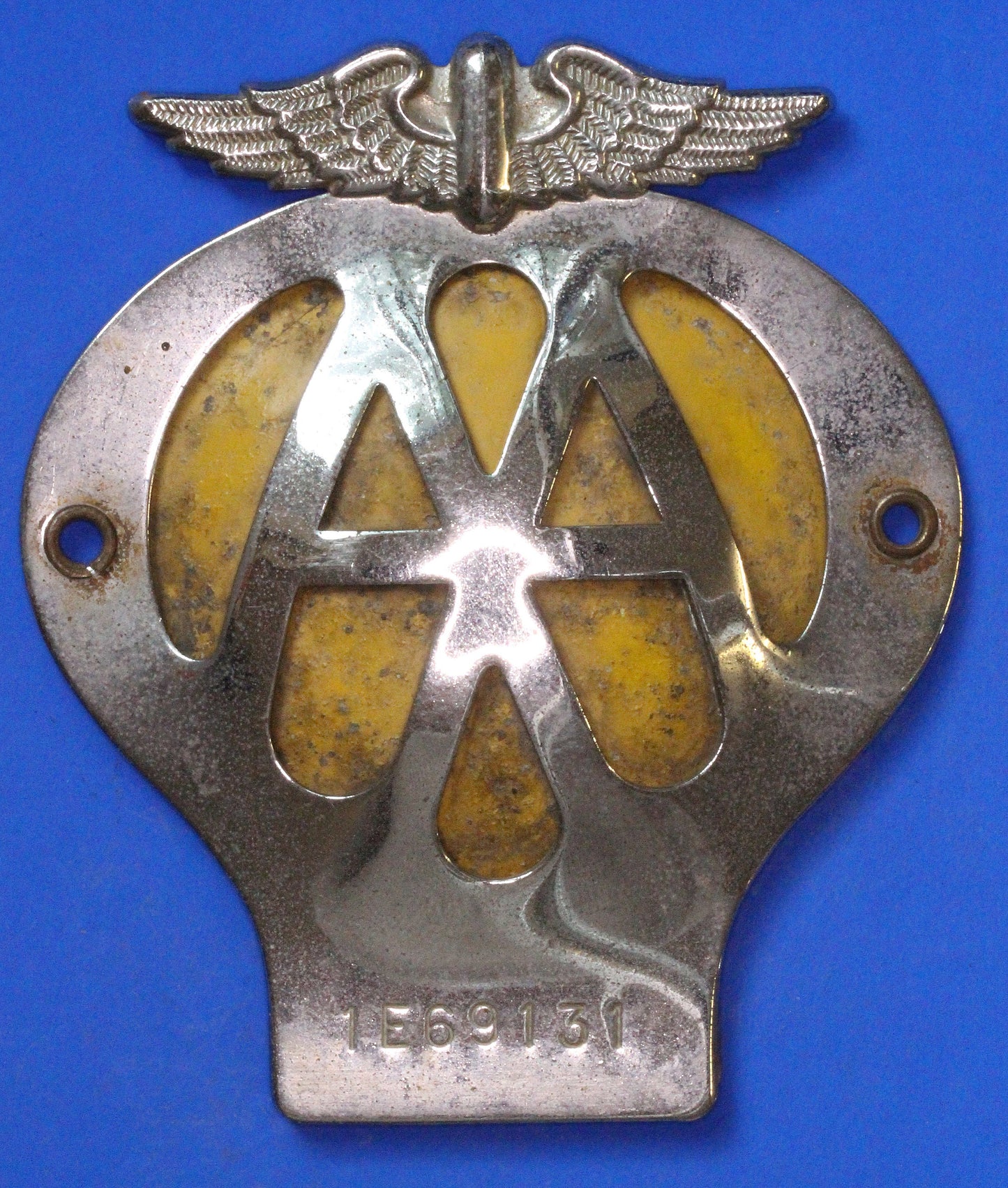 British Automobile Association AA members badge - 1966-67   [R07/25 30572]