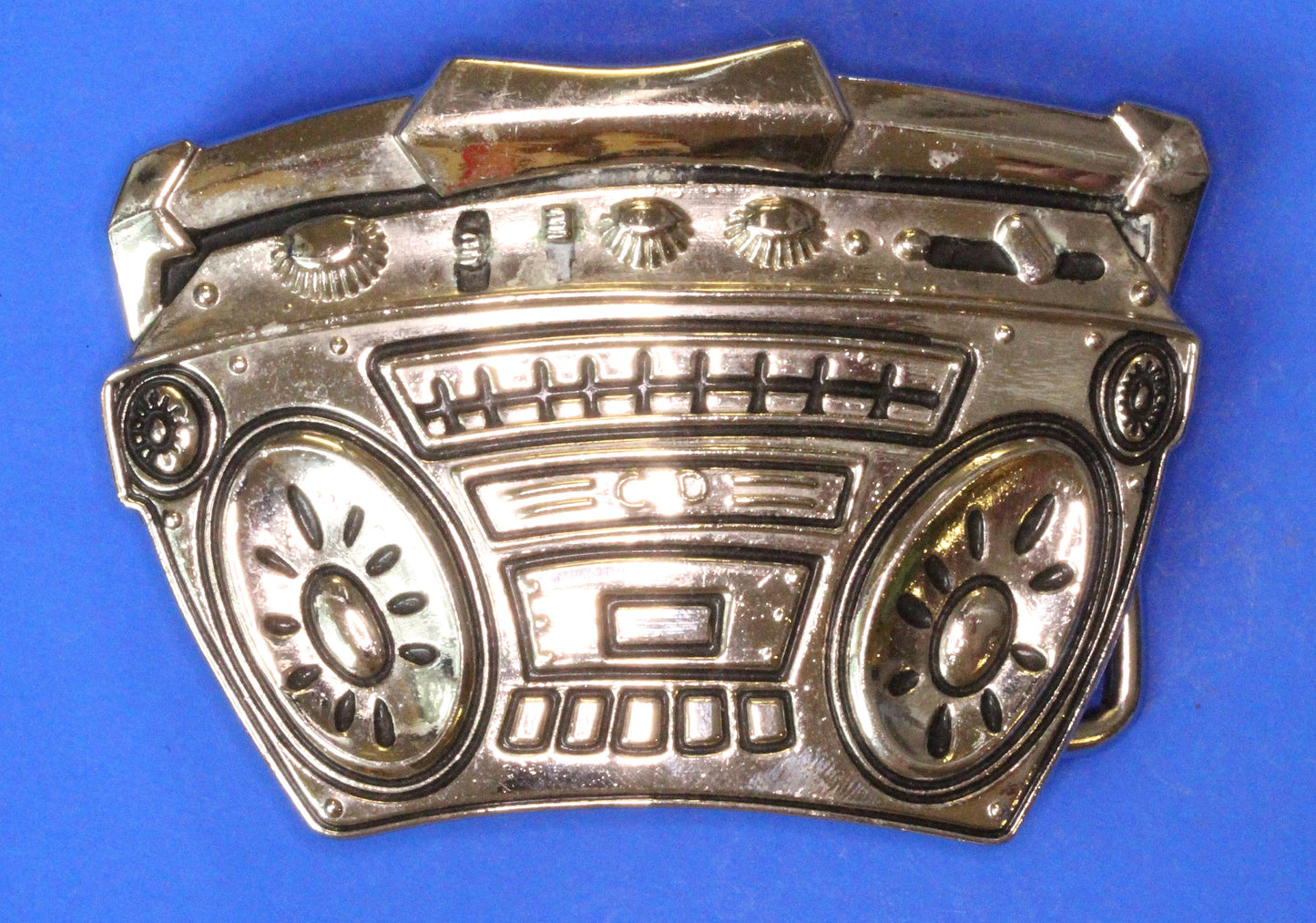 Vintage Radio CD Player, Ghettoblaster, Boombox, Belt Buckle, for 1 1/2 inch belt  [R07/25 30579]