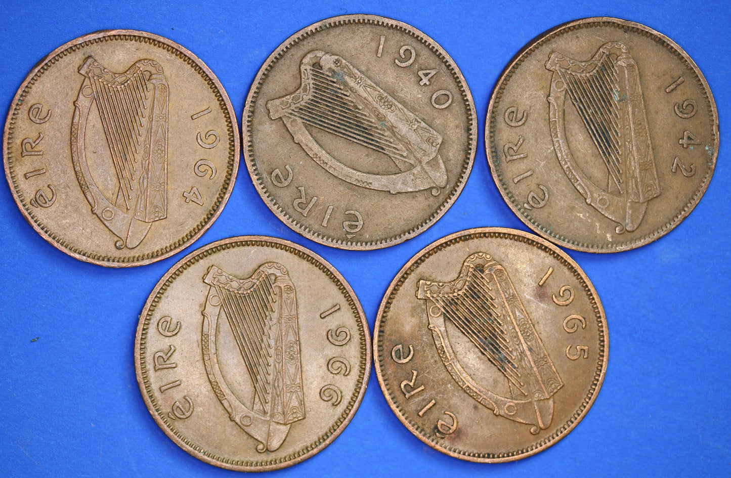 GENUINE Collection 5 Irish Half Penny Pennies 1/2d EIRE Ireland coins, different dates, Sow & Piglets [08/24 30759]