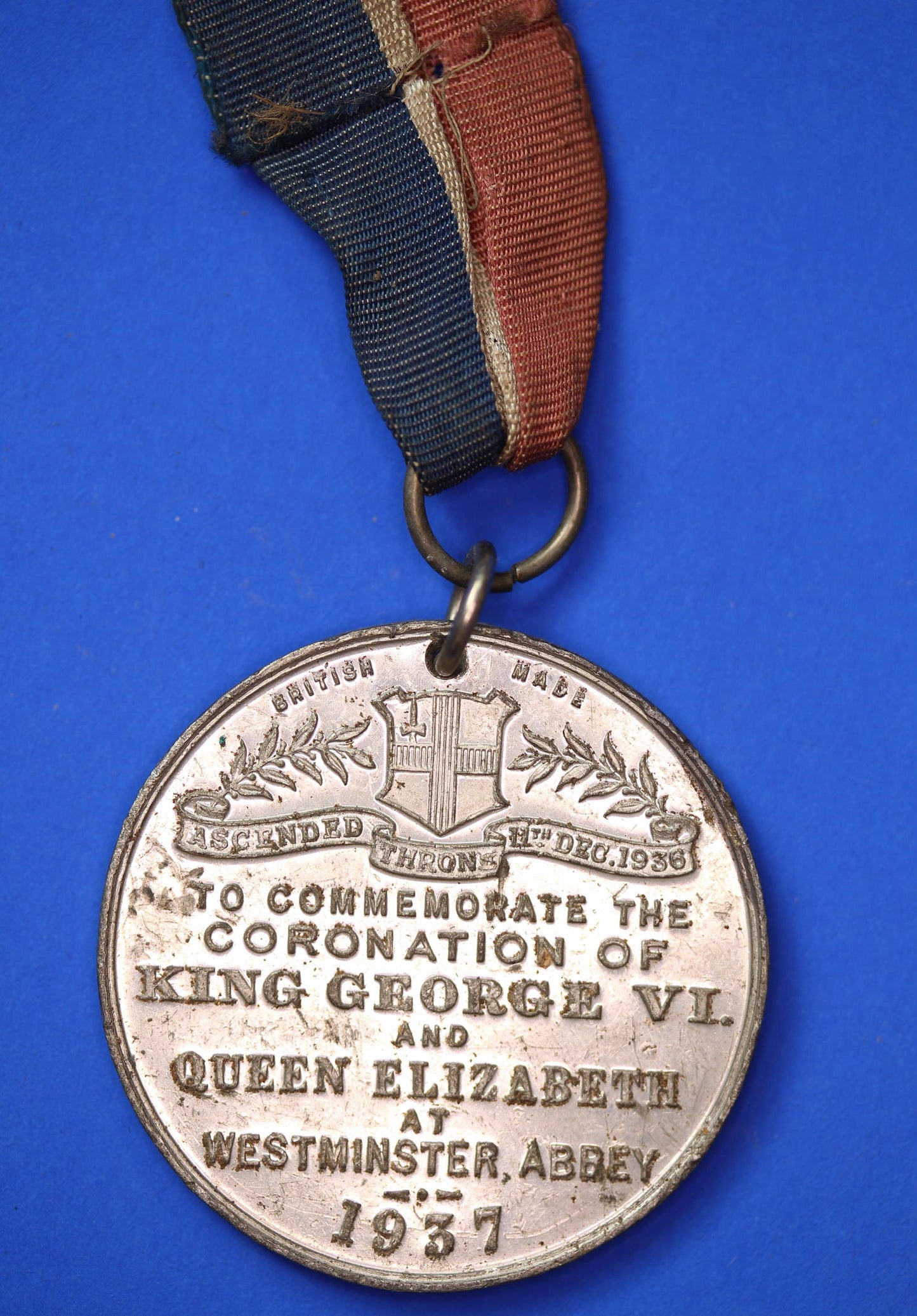 British Medal /Medallion - 1937 George VI & Queen Elizabeth Coronation medal, 38mm     [R08/25 30713]