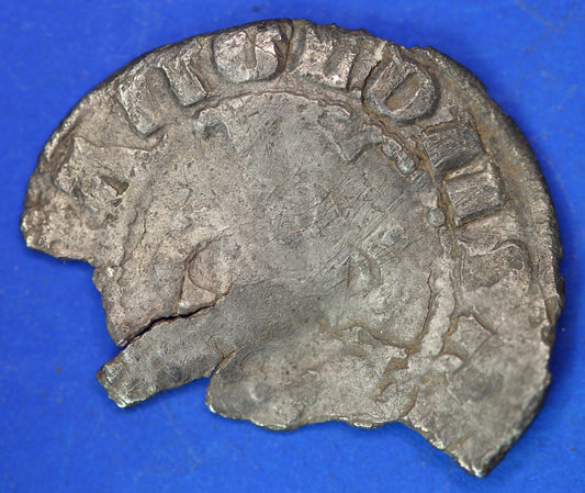 Medieval hammered long cross silver penny fragment, 0.91g   [R09/25 30662]