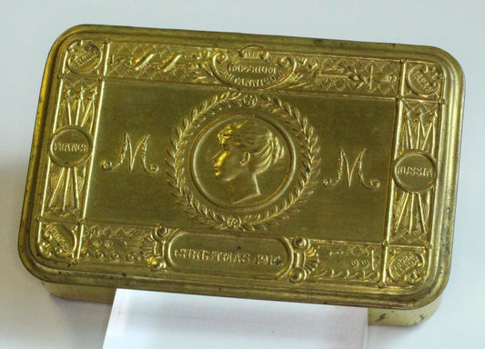 British Army Militaria World War 1 WW1 - WW1 1914 Princess Mary Christmas tin, tobacco or Chocolate   [11/24 31319]