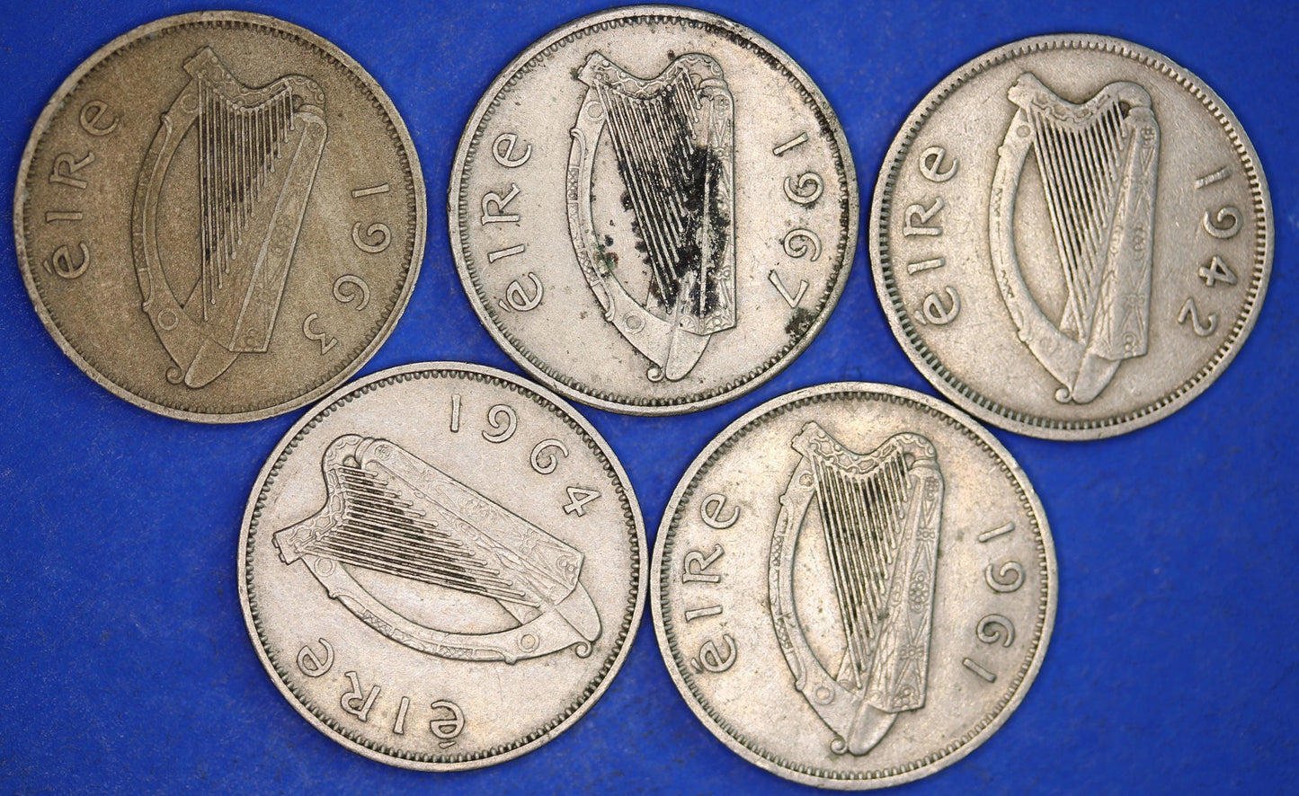 GENUINE 5 Irish Sixpences 6d Ireland EIRE Irish Wolfhound coins, various dates [11/24 31410]