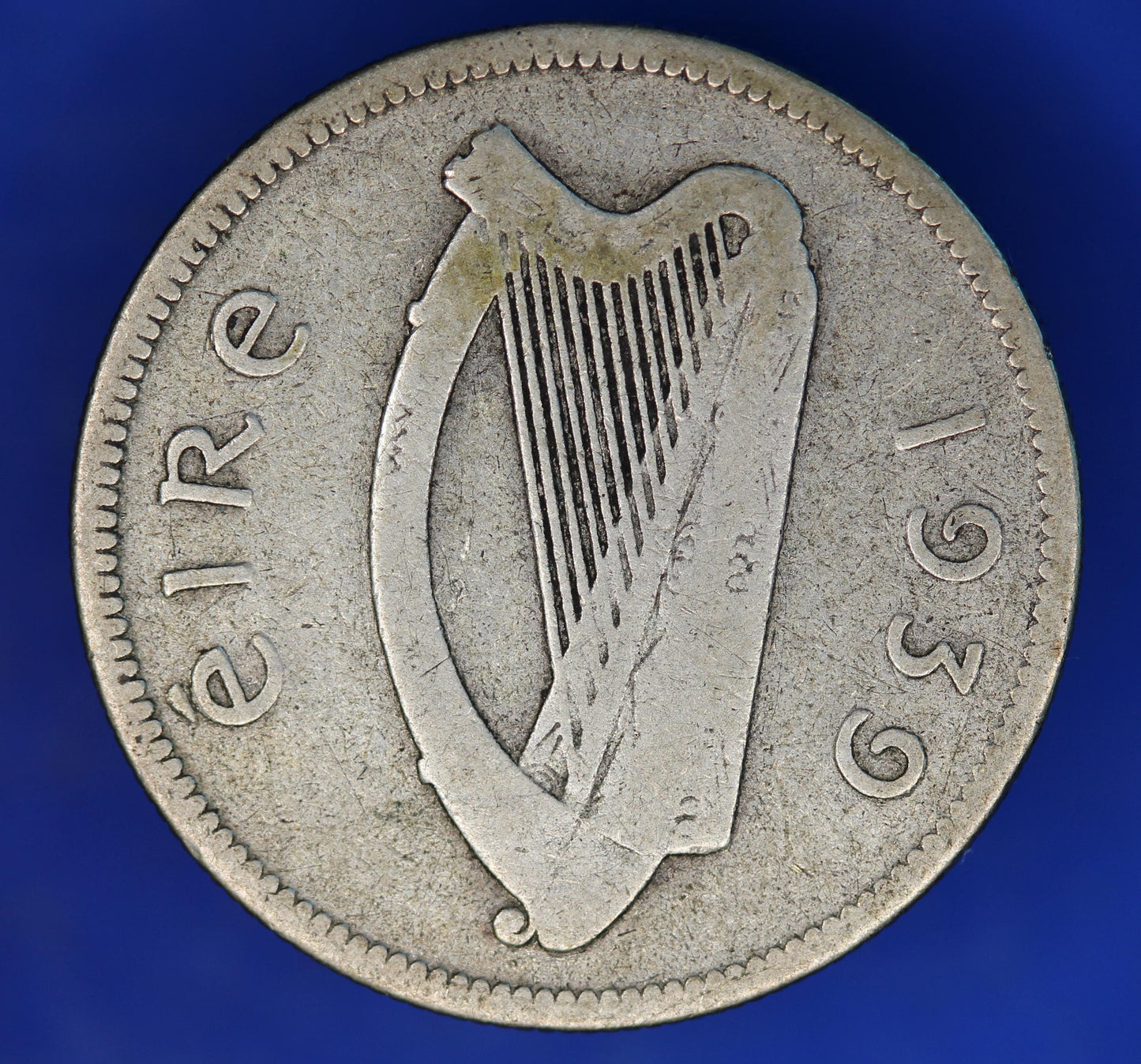GENUINE 1939 Irish shilling Ireland EIRE coin, 75% silver, Bull Coin [12/24 31595]