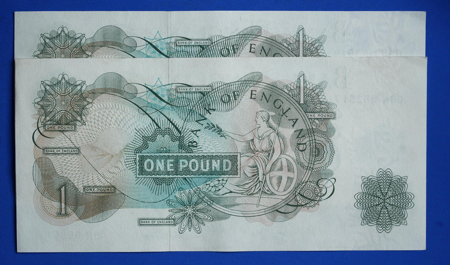 2x 1960 Bank of England One pound 1 pound, O'Brien "08N" Elizabeth II banknotes CONSECUTIVE   [12/24 31541]