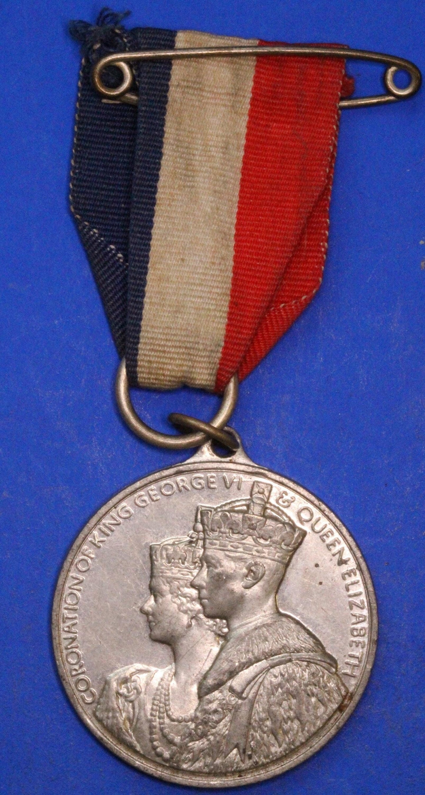 British Medallion - 1937 George VI & Queen Elizabeth Coronation, 32mm     [R12/25 31551]