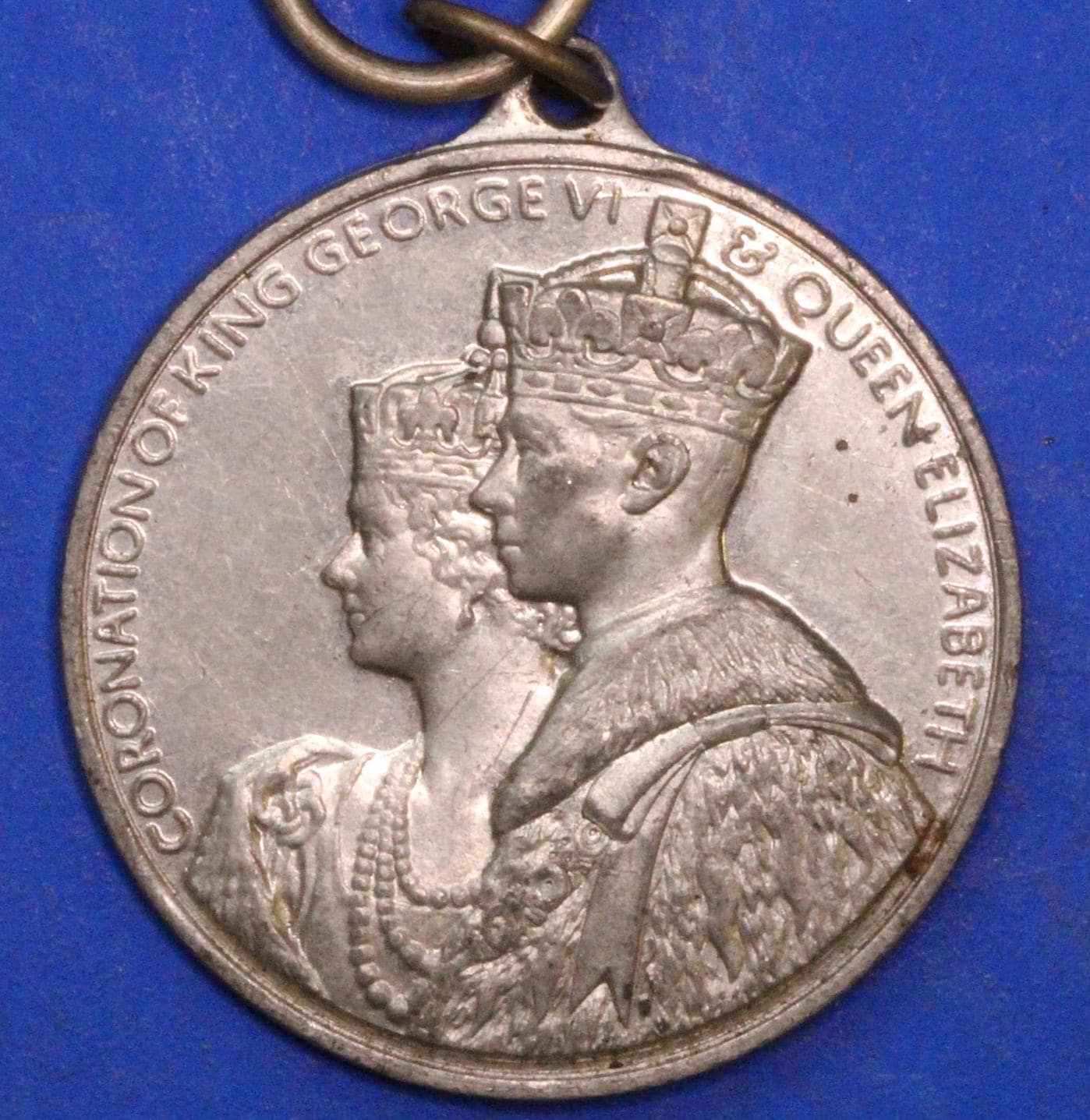 British Medallion - 1937 George VI & Queen Elizabeth Coronation, 32mm     [R12/25 31551]