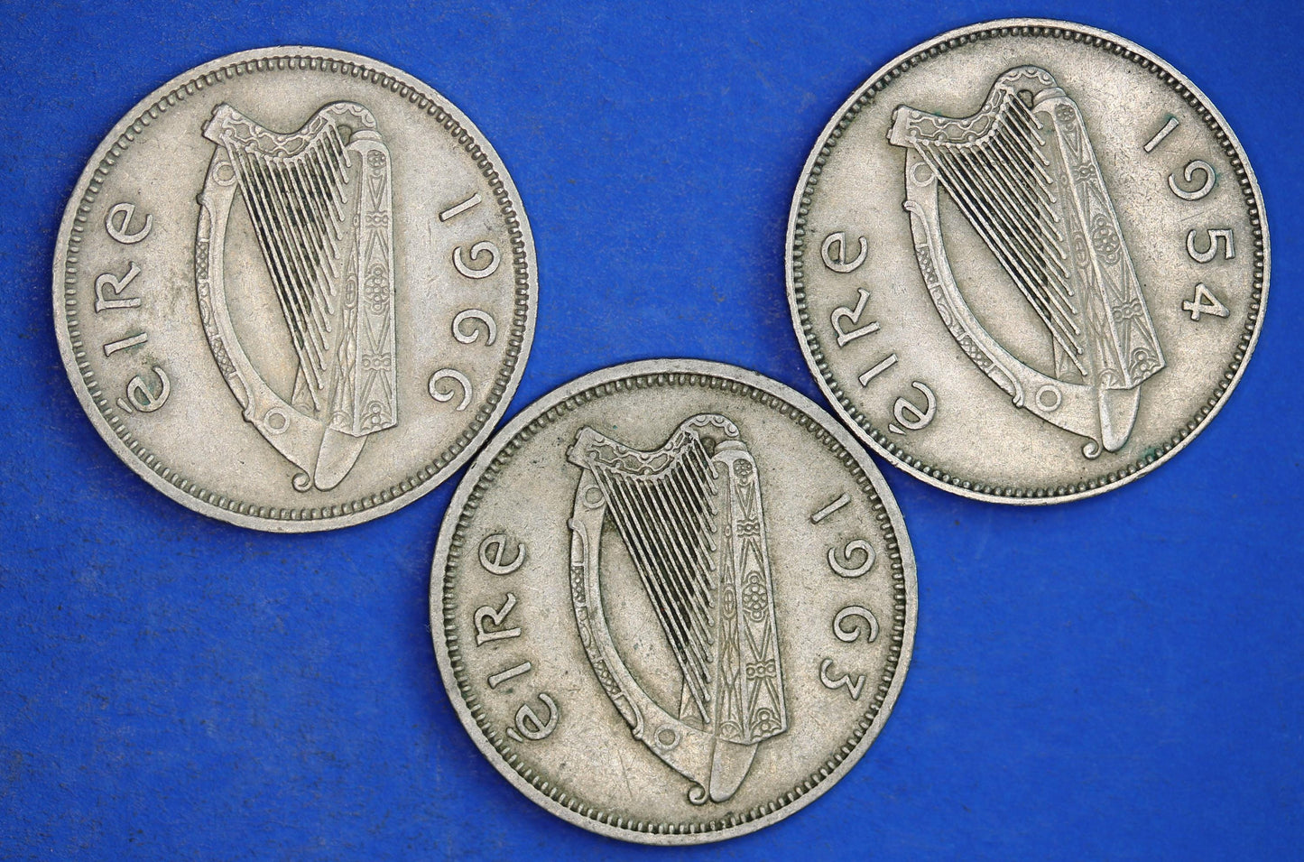 GENUINE 3x Irish shillings Ireland EIRE coins, Various Dates, Bull Coins [01/25 31722]