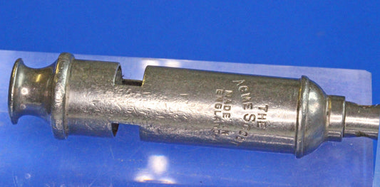 Vintage Whistle, Small Vintage The ACME Scout Whistle, Made in England, 6cm long  [02/25 31837]