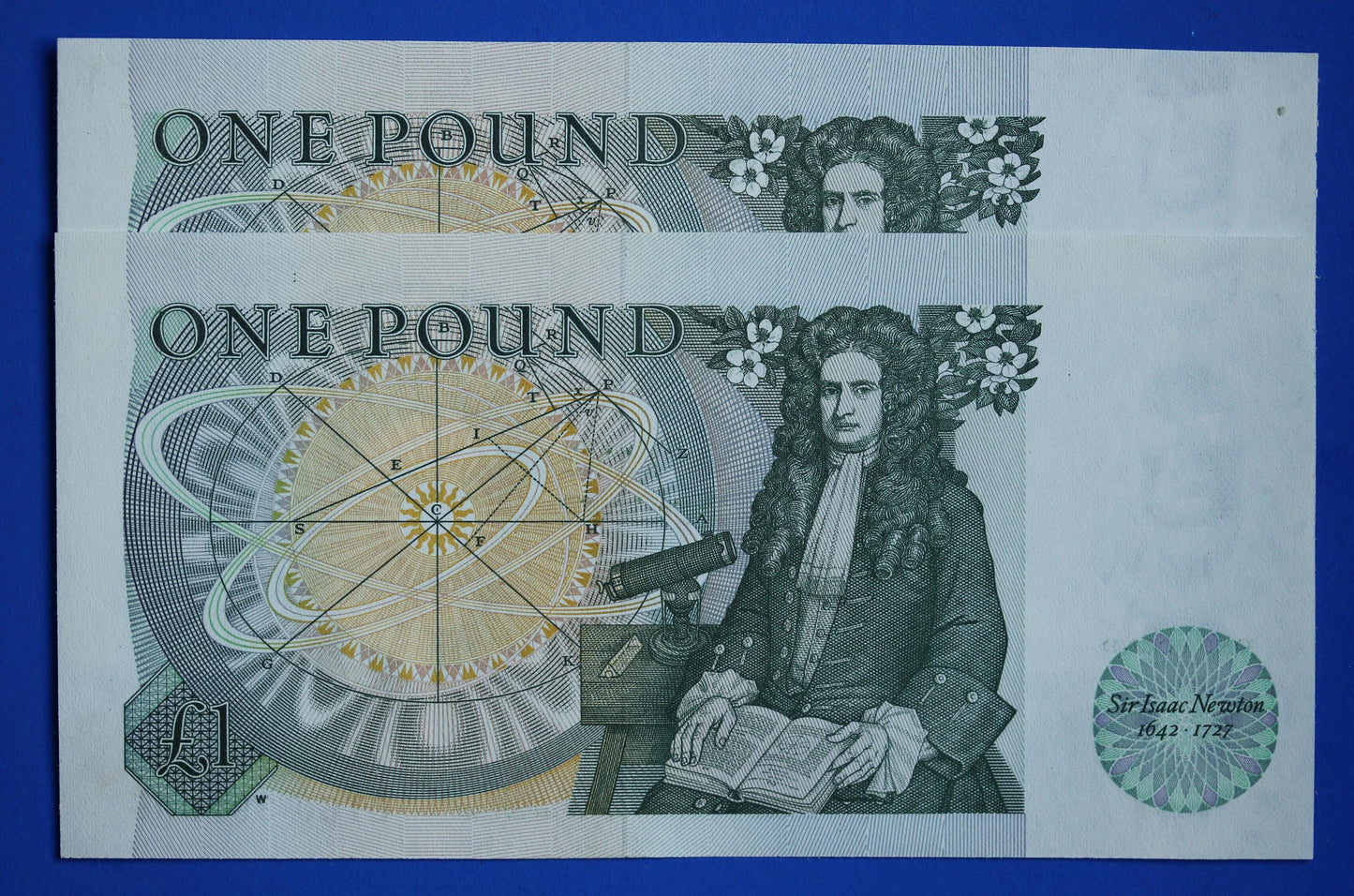 2x 1981 Bank of England One pound 1 pound Somerset Prefix "CT60" banknotes, Elizabeth II, CONSECUTIVE Numbers [09/25 31916]