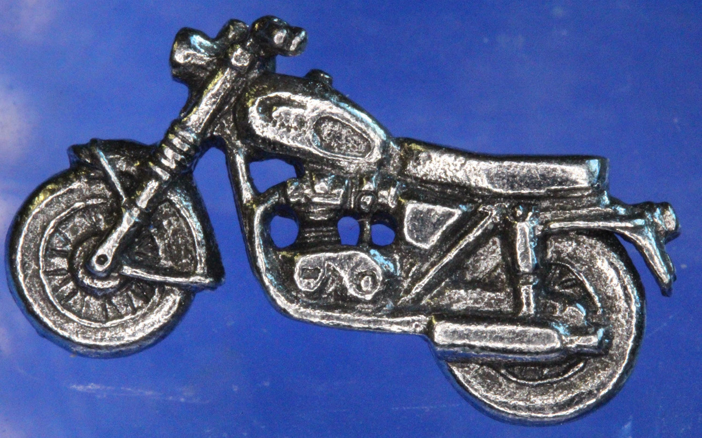 Classic Motorcycle Pin Badge - Pewter [WOTCMPIN]