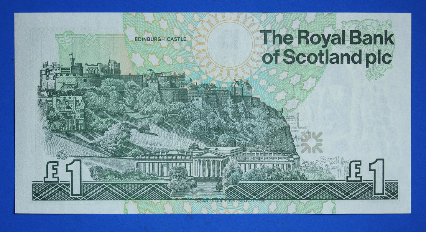 2 Royal Bank of Scotland plc One Pound Banknotes, Consecutive Numbers, Scottish Banknotes, Edinburgh Castle   [02/25 28102]