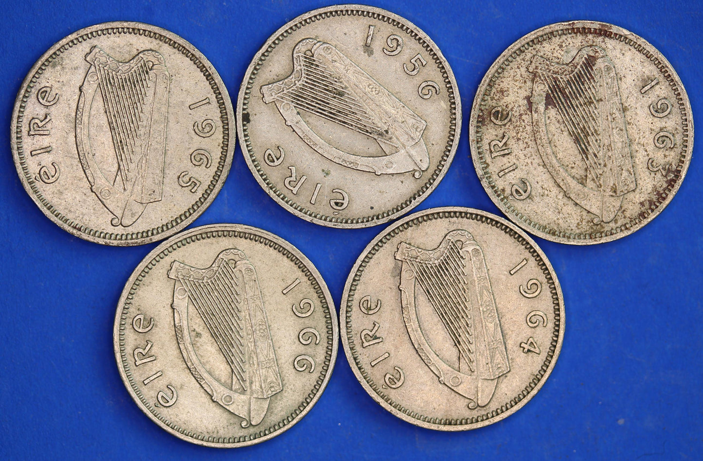 GENUINE 5 Irish Threepences 3d Ireland EIRE, Irish Hare coins, various dates [03/25 32279]