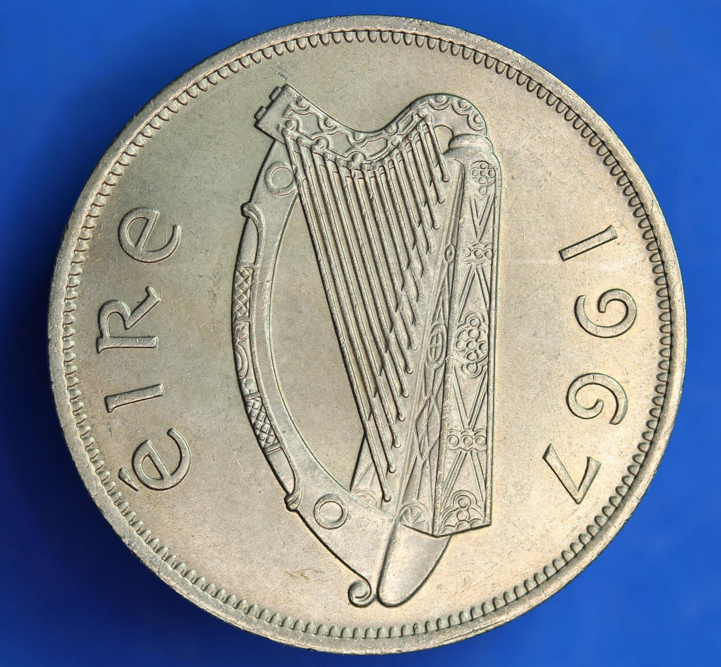 GENUINE 1967 Irish Half Crown 2/6 Ireland EIRE coin, Irish Hunter [04/25 32466]