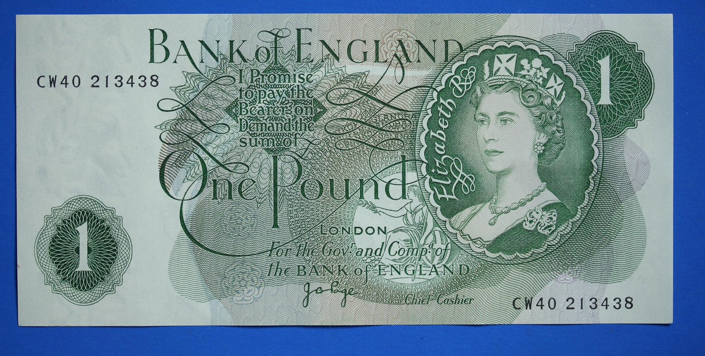 2x 1970 Bank of England One pound 1 pound JB Page Prefix "CW40" banknotes, Elizabeth II, CONSECUTIVE Numbers [06/25 32657]