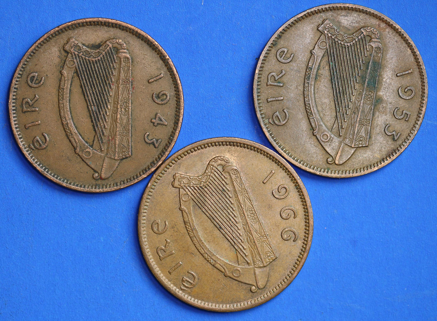GENUINE Collection 3 Irish Half Penny Pennies 1/2d EIRE Ireland coins, different dates, Sow & Piglets [07/25 33017]