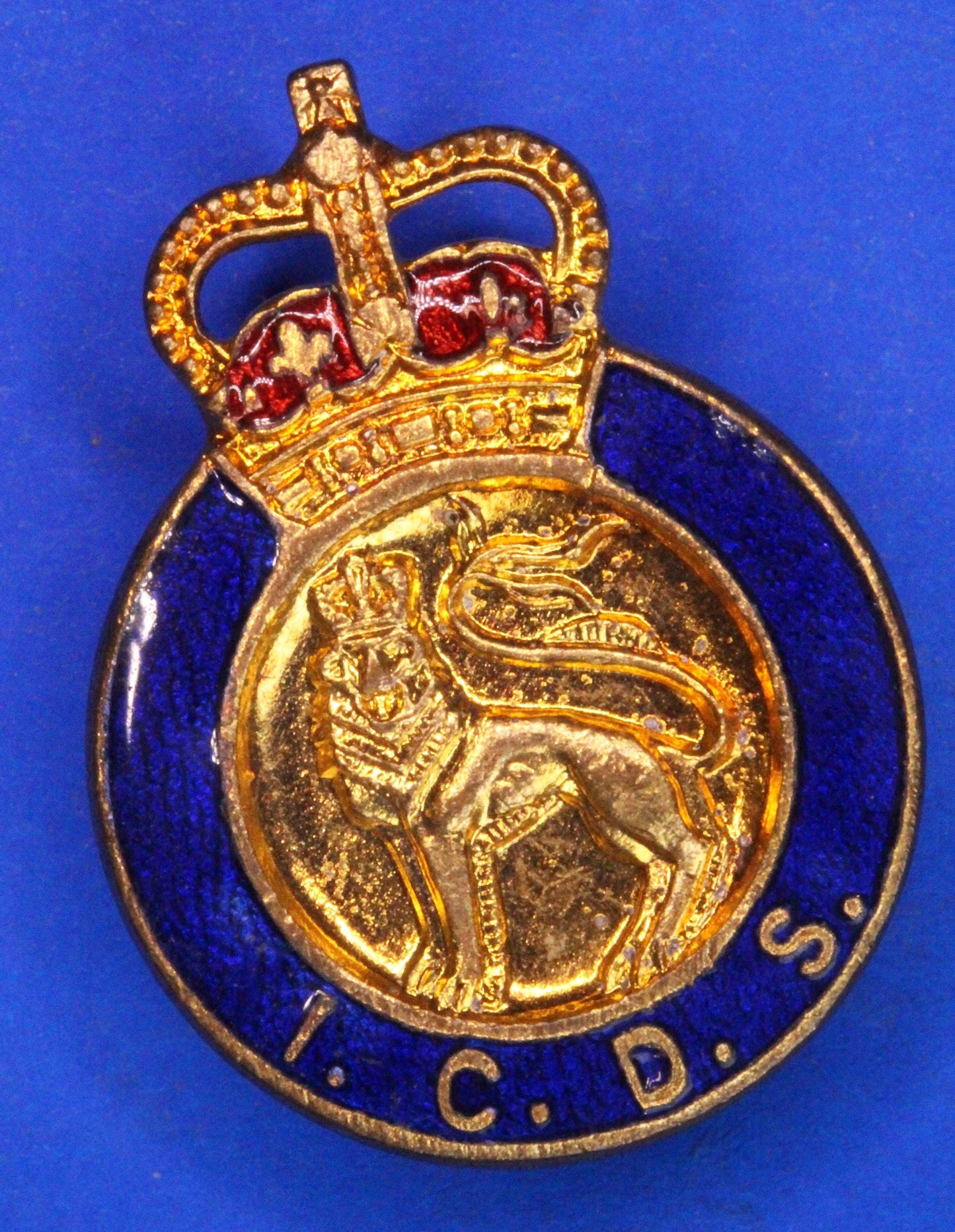 ICDS Industrial Civil Defence Service Queen's Crown. Enamel Lapel badge [09/25 24632]