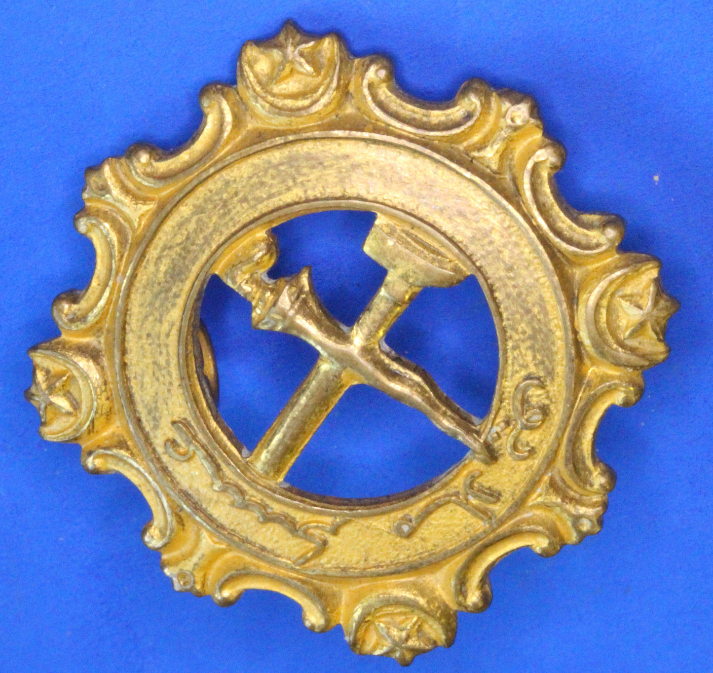 World Military Badges - Malaysian Federation Prison Service officer's cap badge [09/25 33162]