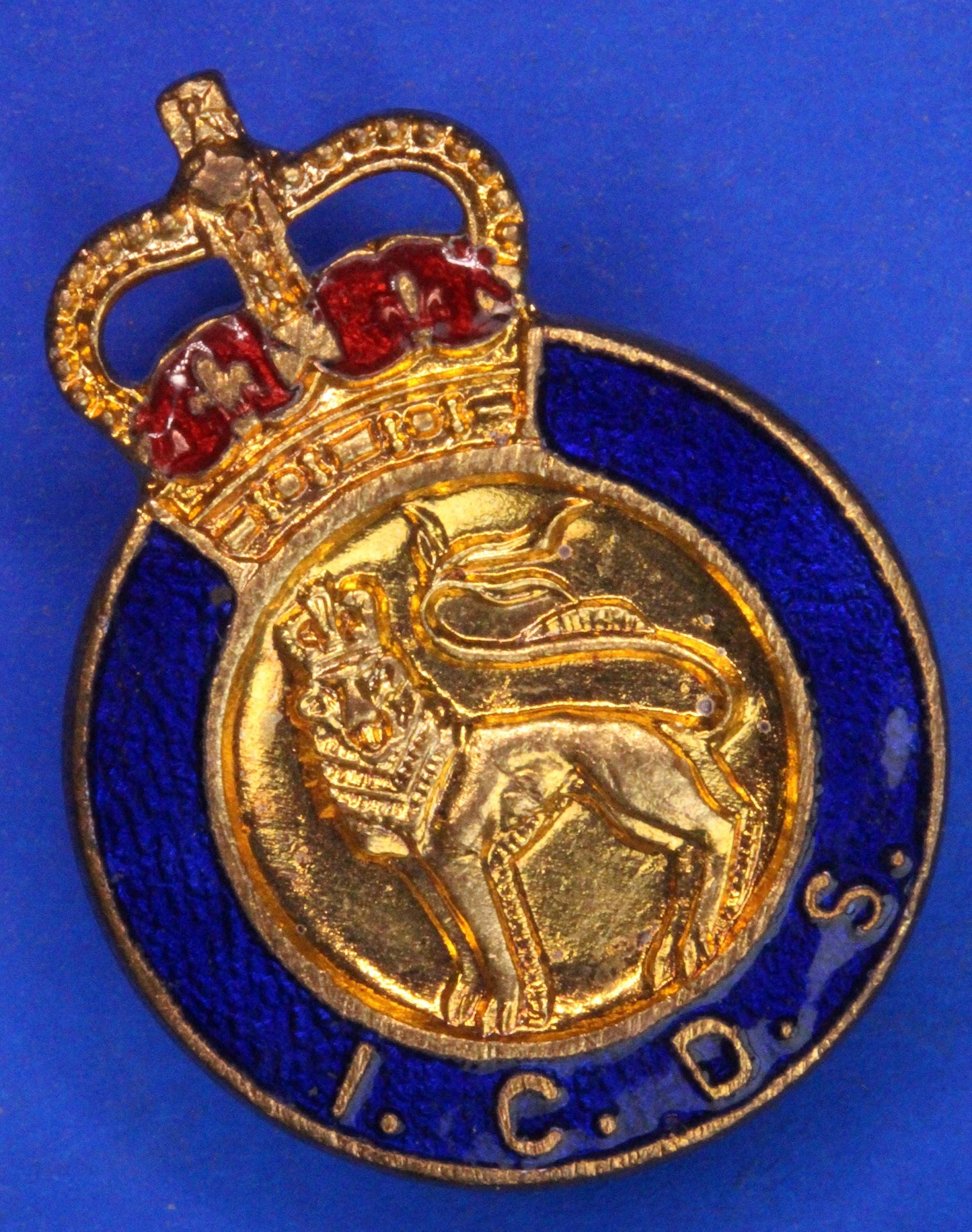 ICDS Industrial Civil Defence Service Queen's Crown. Enamel Lapel badge [09/25 24633]