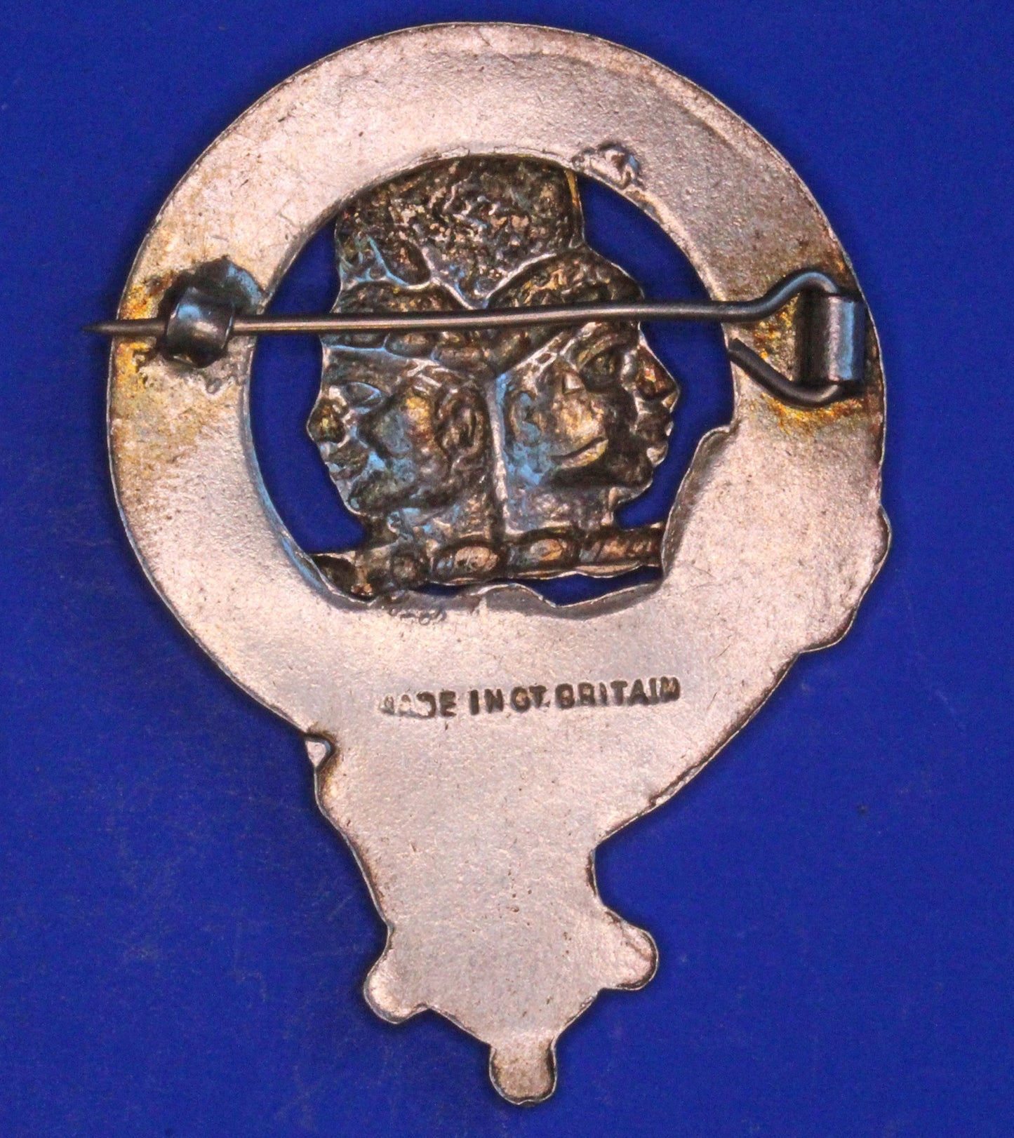 Vintage Scottish Clan Brooch /Bonnet Badge - PRAETIO PRUDENTIA PRESTAT   [10/25 33339]