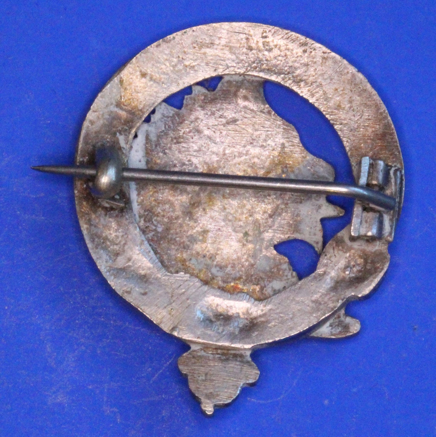 Vintage Scottish Clan Brooch /Bonnet Badge - Dundas   [10/25 33341]