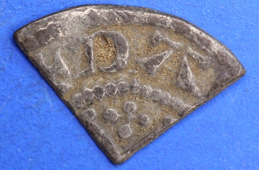 Medieval hammered short cross silver farthing, 1/4d, 0.30g    [10/25 33276]