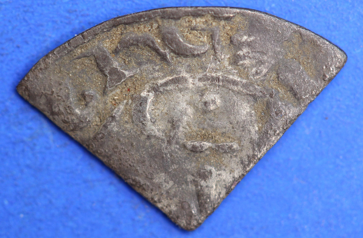 Medieval hammered short cross silver farthing, 1/4d, 0.30g    [10/25 33276]
