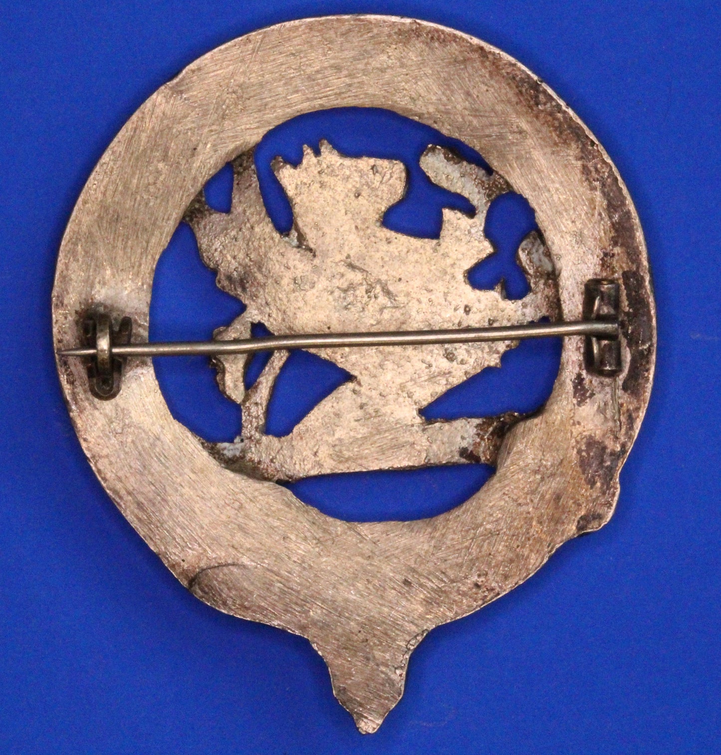 Vintage Scottish Clan Brooch /Bonnet Badge - Leslie  [10/25 33446]