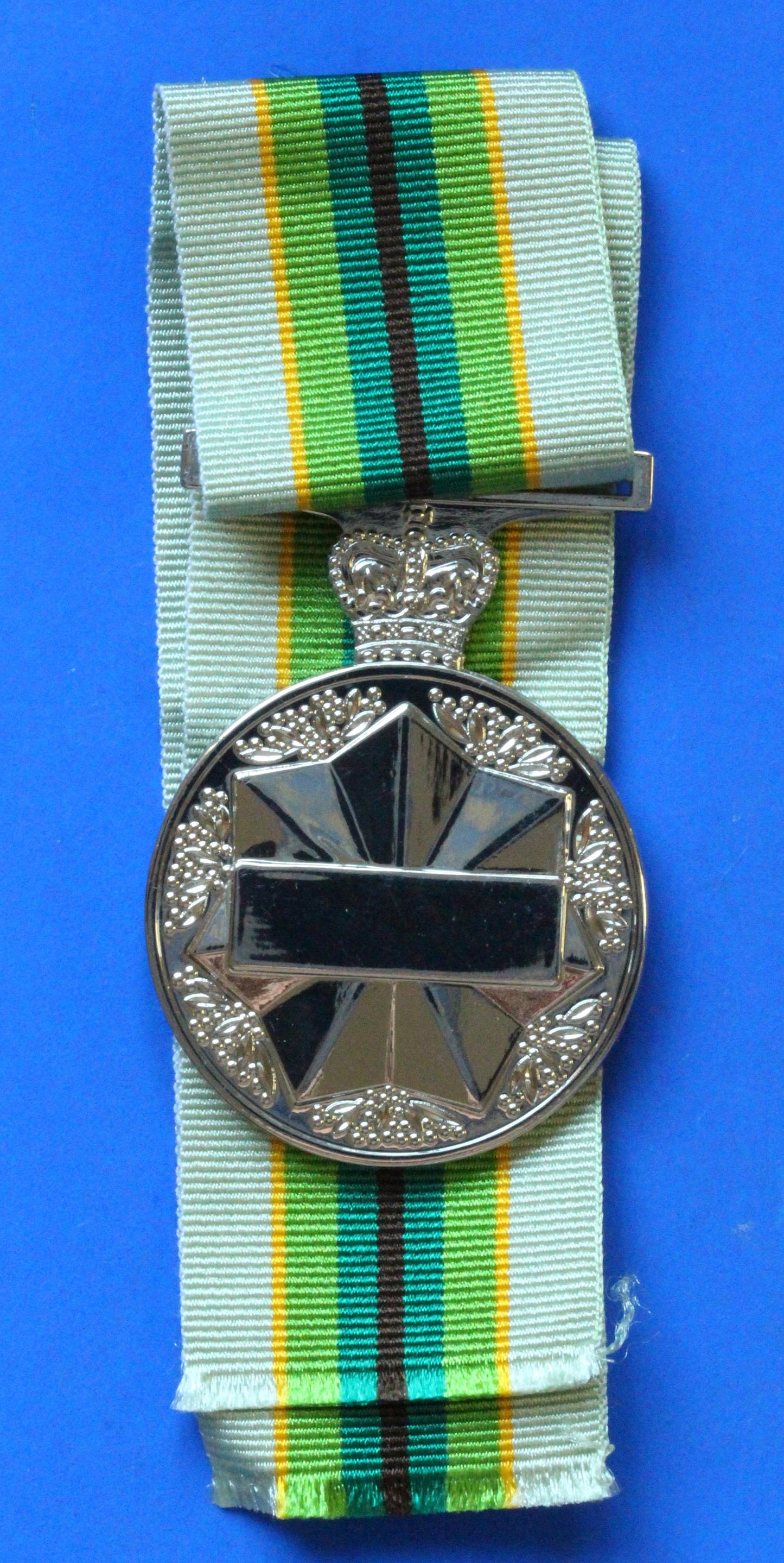 Australian Service Medal 1945-1975, Queen's crown       [11/25 33746]