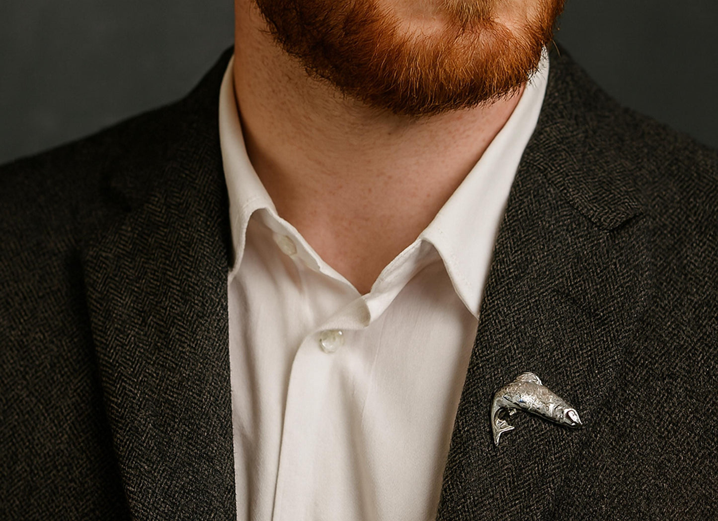 Pewter Scottish salmon fish made in pewter supplied on a pin with clasp [SSALPIN]