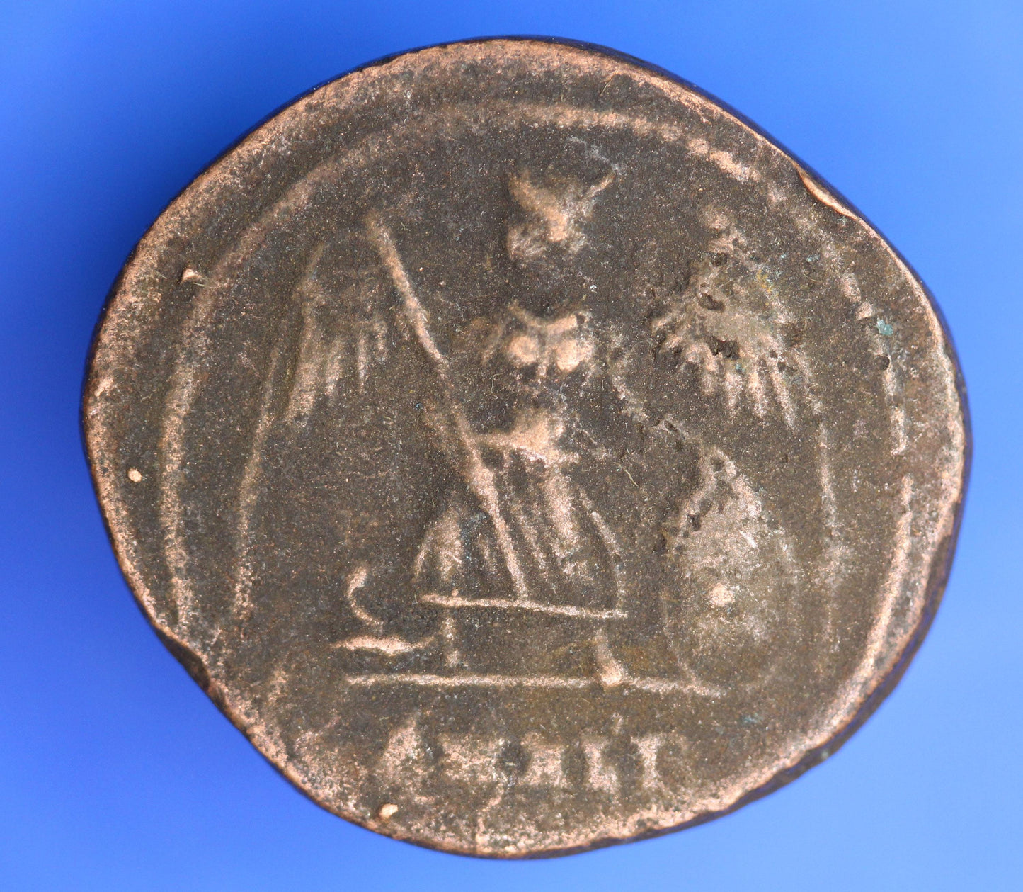 Roman bronze coin Constantine II AD 317-337, 19mm   [12/25 33982]