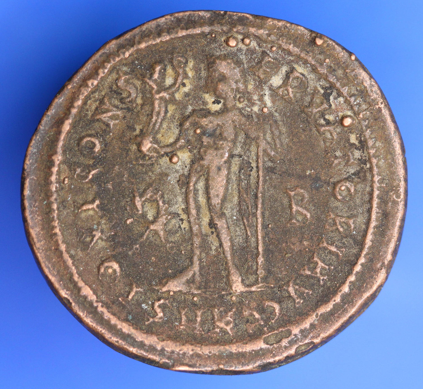 Roman bronze coin Constantine I AD 306-337, 18mm   [12/25 33985]