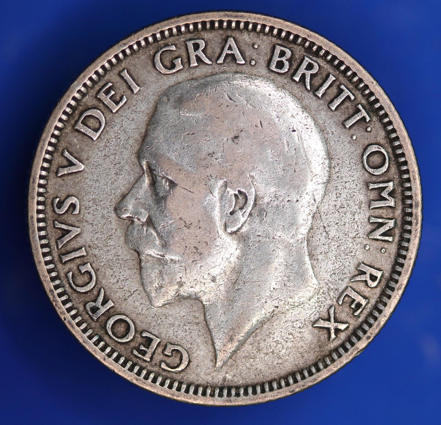 GENUINE British Coin -  1926 George V One Shilling, 50% silver coin  [01/26 34208]
