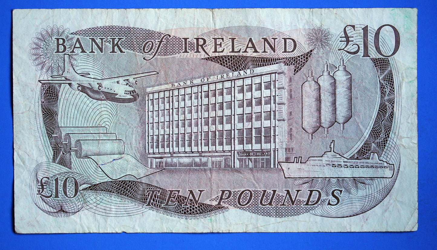 1984 Bank of Ireland Ten Pound Banknote, Northern Ireland, Harrison "AC"   [01/26 34125]