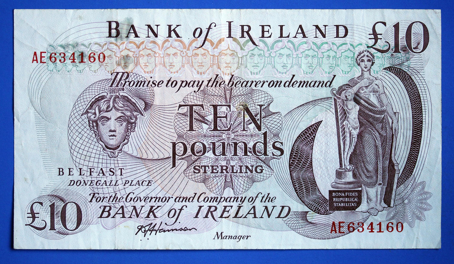 1984 Bank of Ireland Ten Pound Banknote, Northern Ireland, Harrison "AE"  [01/26 34130]