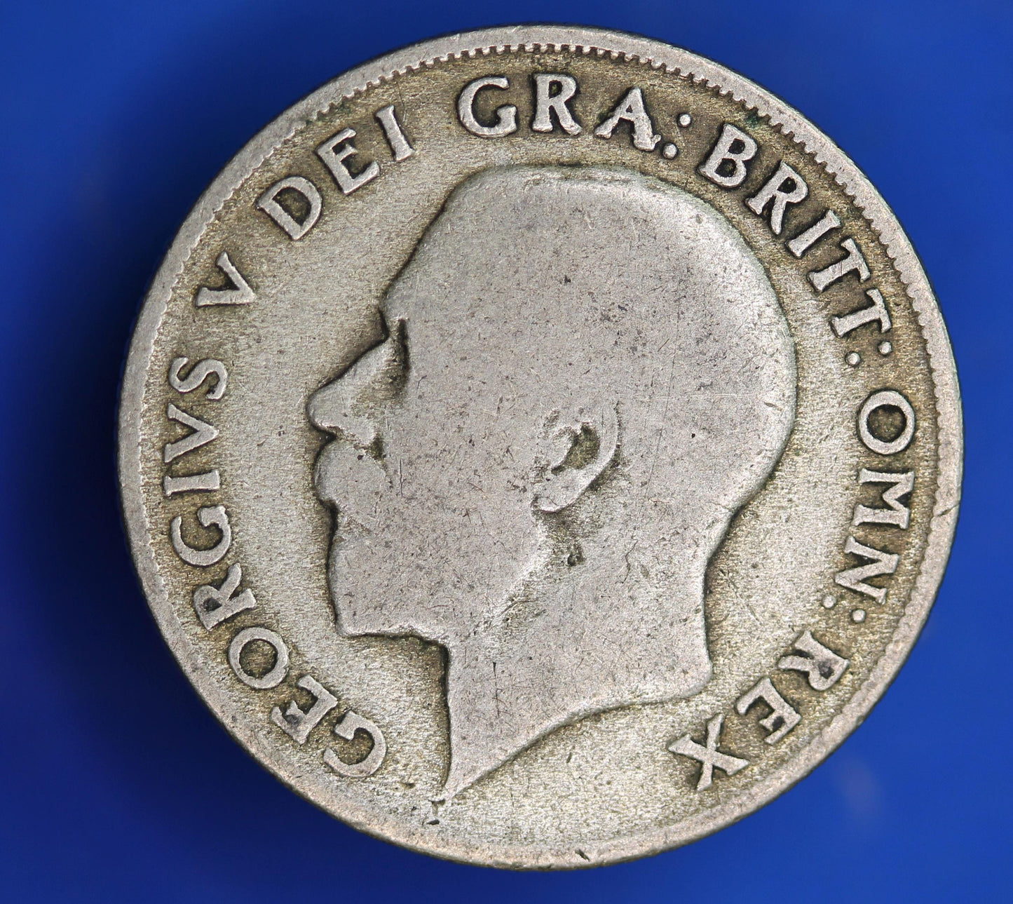 GENUINE British Coin -  1921 George V One Shilling, 50% silver coin  [01/26 34202]