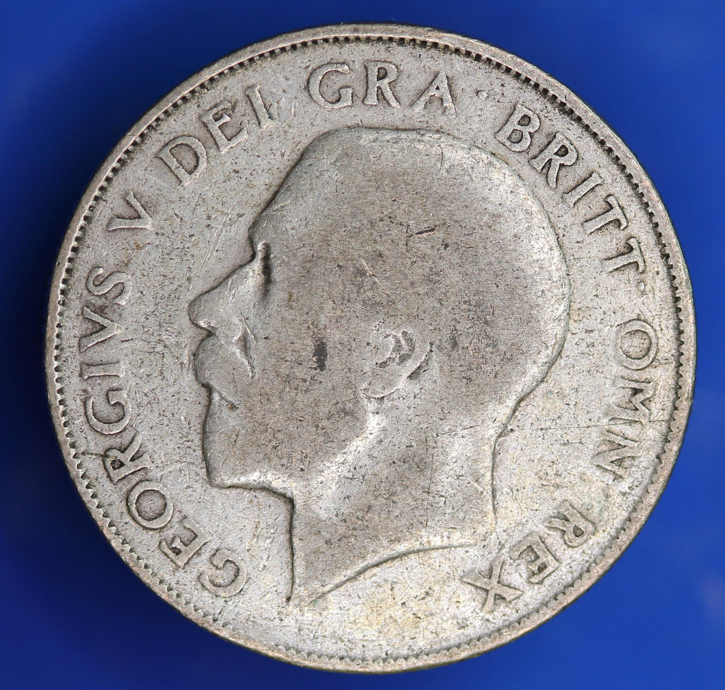 GENUINE British Coin -  1924 George V One Shilling, 50% silver coin  [01/26 34207]