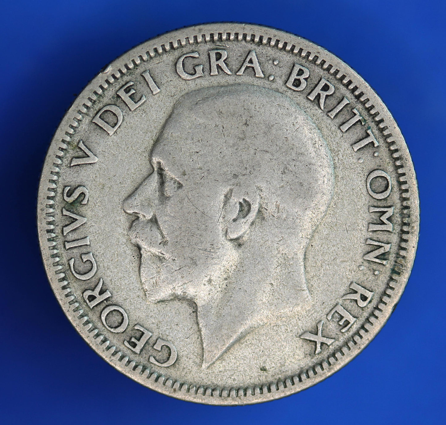 GENUINE British Coin -  1929 George V One Shilling, 50% silver coin  [02/26 34508]