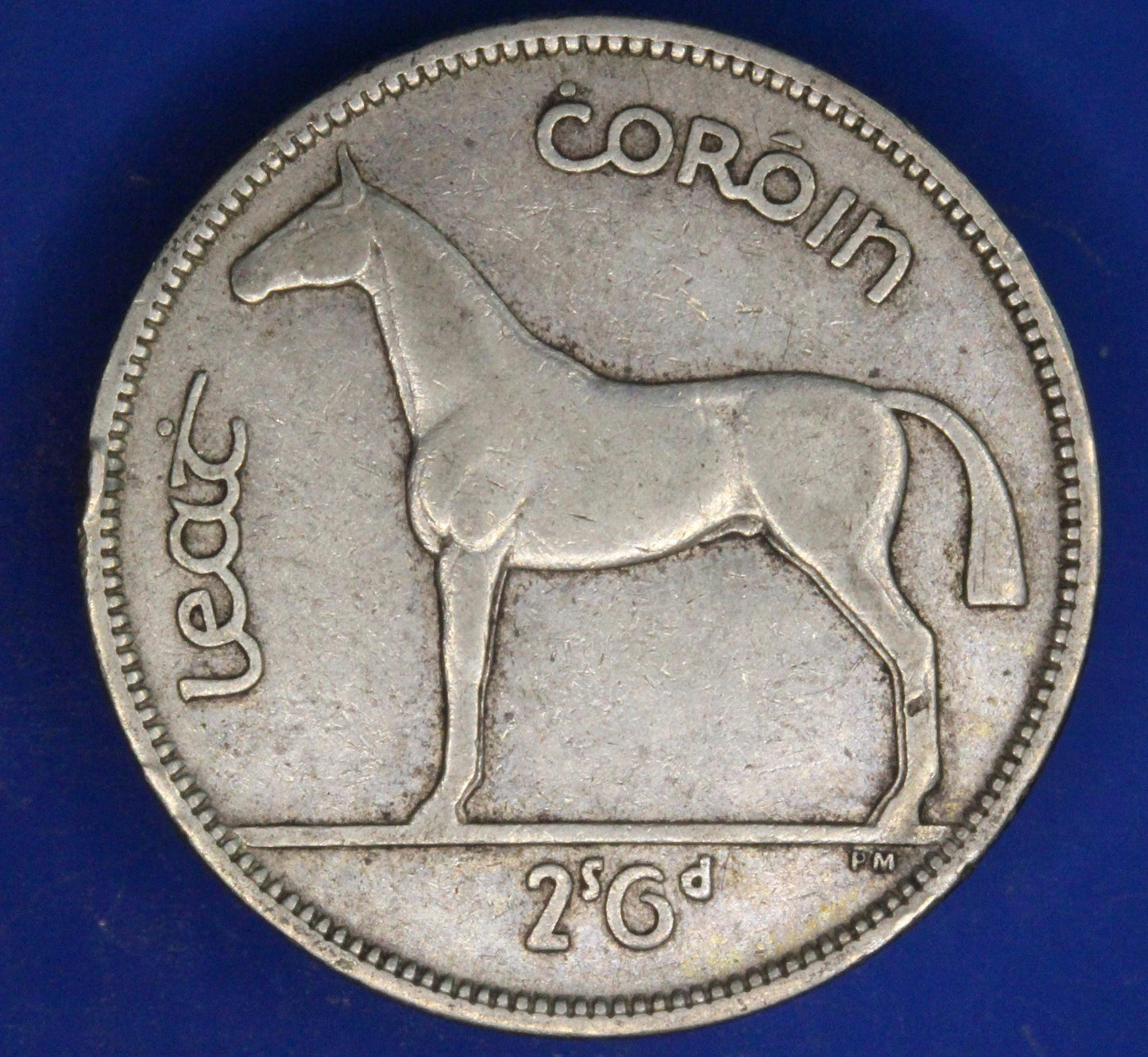 GENUINE 1939 Irish Half Crown 2/6 Ireland EIRE coin, 75% silver, Hunter Horse [02/26 34602]
