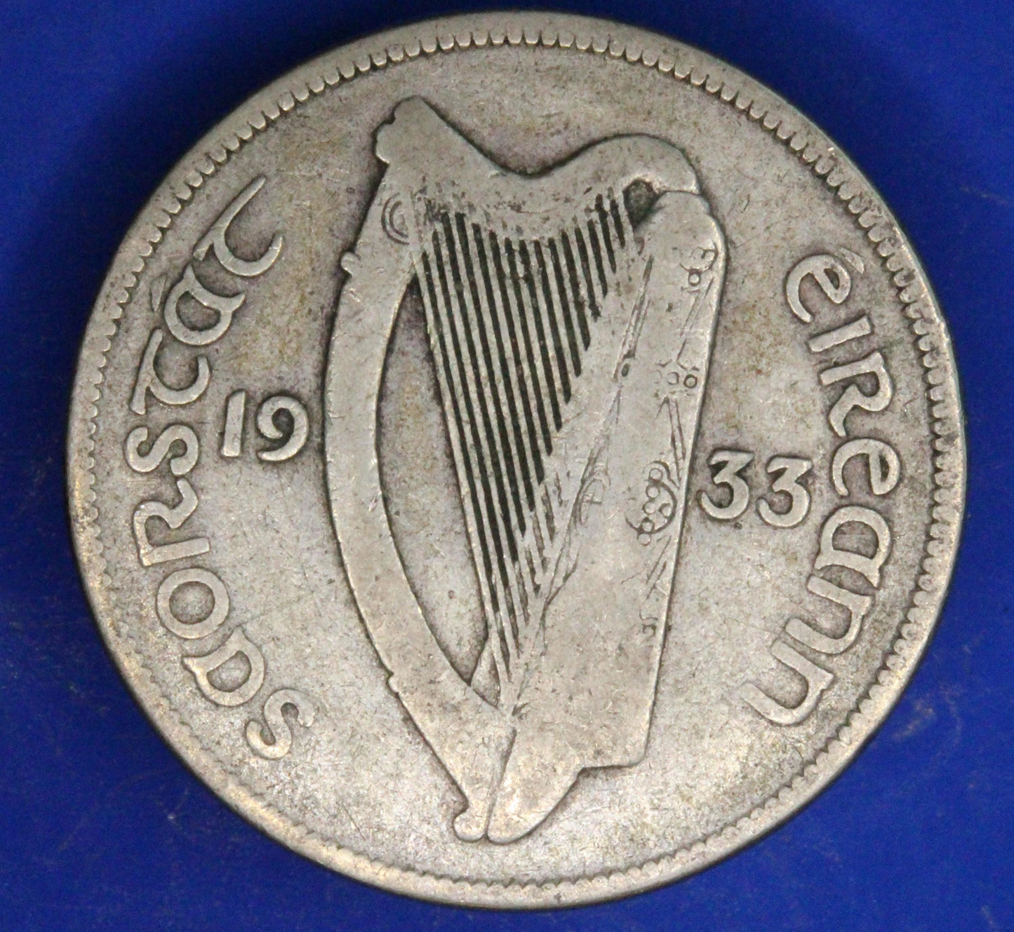 GENUINE 1933 Irish Half Crown 2/6 Ireland EIRE coin, 75% silver, Hunter Horse [02/26 34604]
