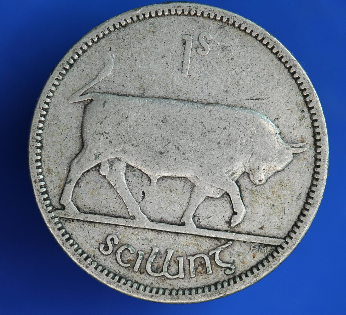 GENUINE 1939 Irish shilling Ireland EIRE coin, 75% silver, Bull Coin [02/26 34541]