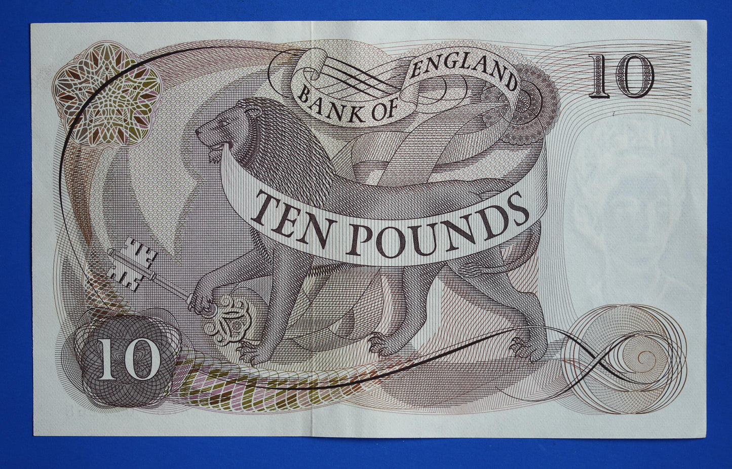 2x 1967 Bank of England Ten pound, Fforde "A68" Elizabeth II banknotes CONSECUTIVE [02/26 34404]