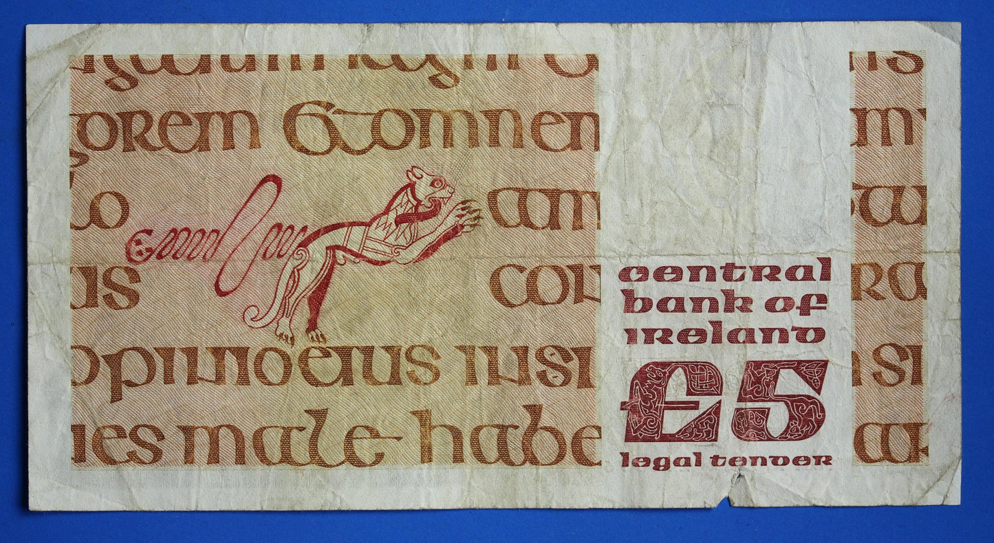 1976 Central Bank of Ireland, Five Pound, Five Punt Irish EIRE banknote [02/26 34409]
