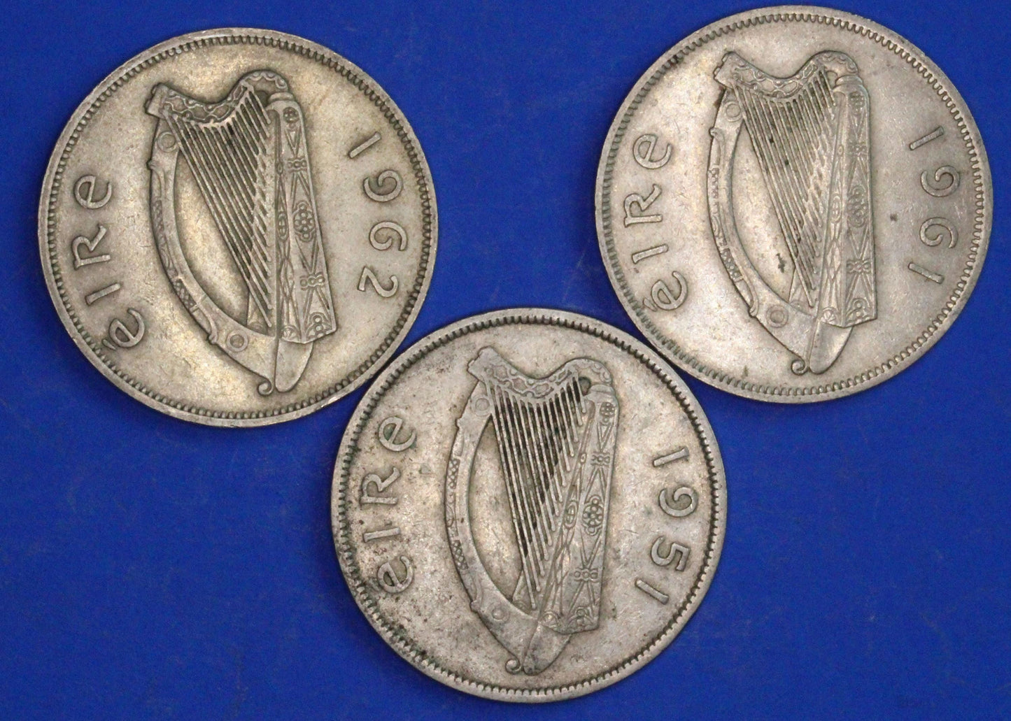 GENUINE 3 Irish Half Crowns 2/6 Ireland EIRE coins, Irish Hunter, various dates [02/26 34591]