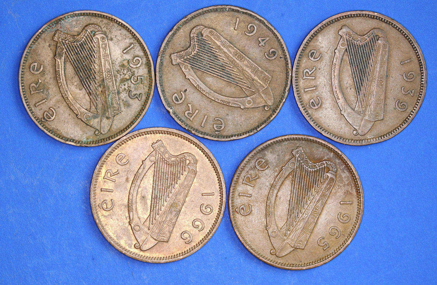 GENUINE Collection 5 Irish Half Penny Pennies 1/2d EIRE Ireland coins, different dates, Sow & Piglets [03/26 31718]