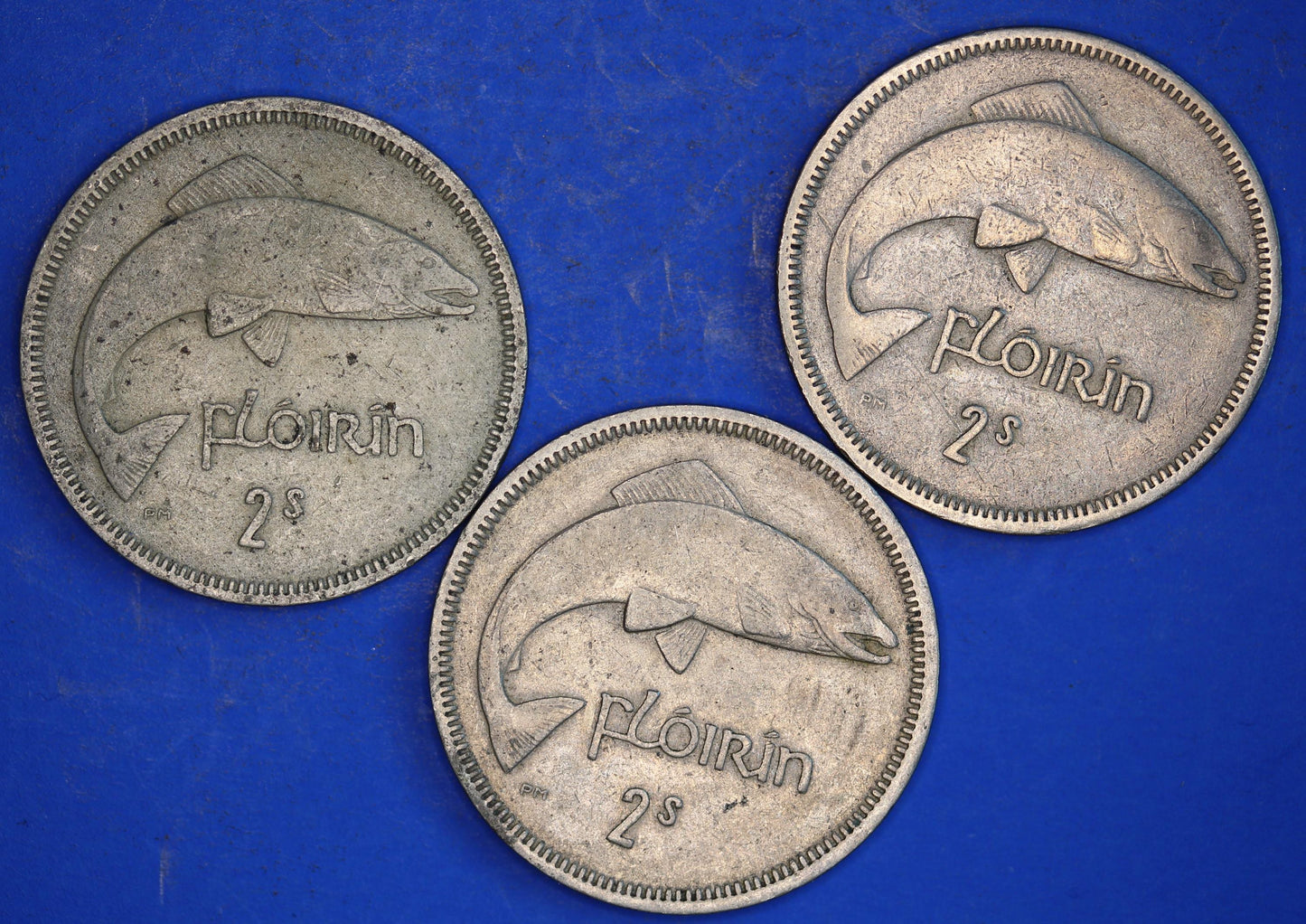 GENUINE 3 Irish florins /two shillings Ireland EIRE coins, Salmon, various dates [03/26 34790]